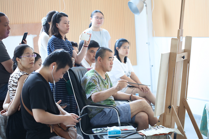 鳳凰高研班導(dǎo)師：趙云龍